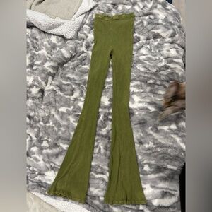 Fashion Nova Ribbed Olive Top